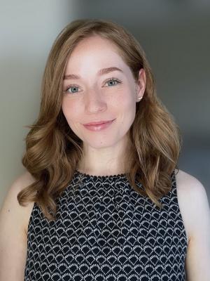 Sarah Alvarado Metzger headshot
